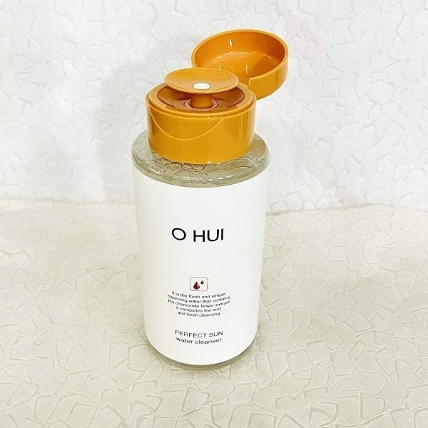 Nước tẩy trang Ohui Perfect Sun Water Cleanser 300ml
