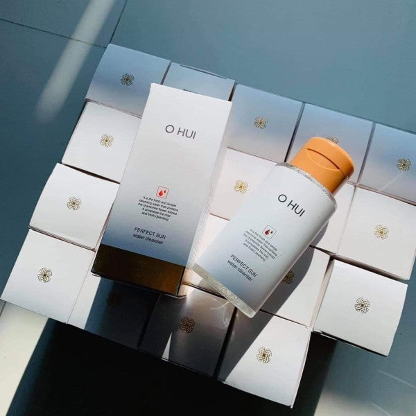 Nước tẩy trang Ohui Perfect Sun Water Cleanser 300ml