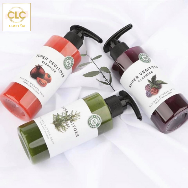 Sữa rửa mặt rau củ 3 in 1 tẩy trang, rửa mặt, thải độc tố Wonder Bath Super Vegitoks Cleanser - Màu Đỏ 300ml
